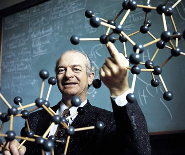 LINUS PAULING